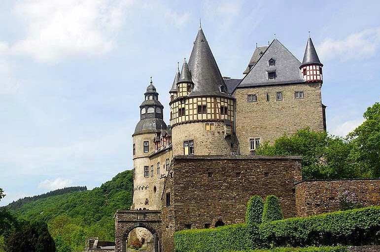 Buerresheim Castle, Sankt Johann, Mayen-Koblenz, Germany, Germany